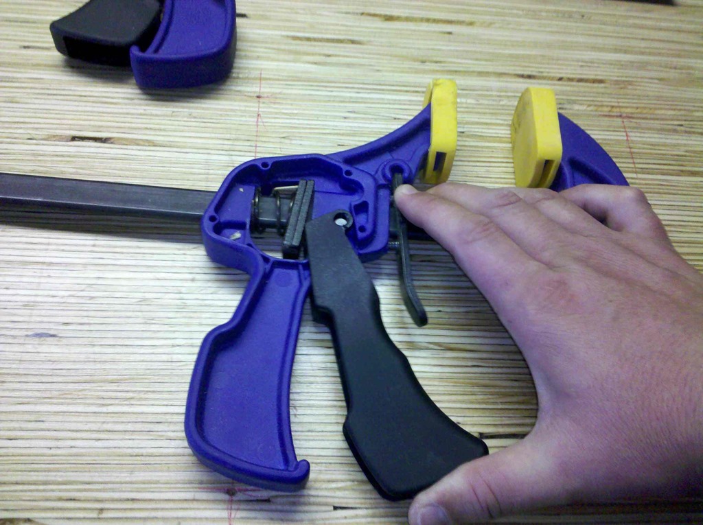 Irwin Quick Grip clamp handle being pushed back into place